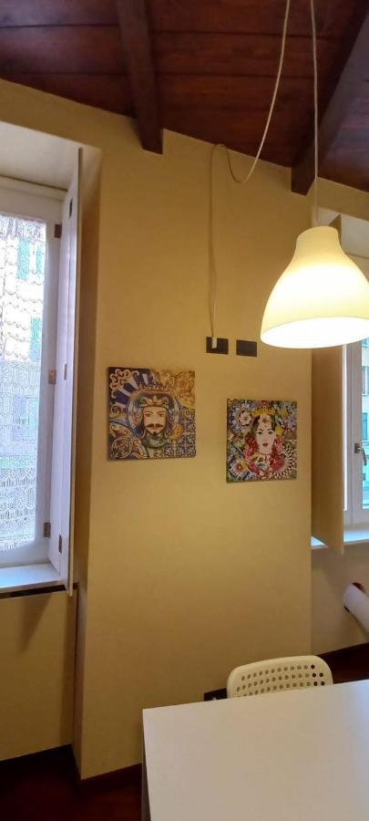 Daisy Apartment In Centro A Como Bagian luar foto