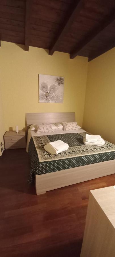 Daisy Apartment In Centro A Como Bagian luar foto