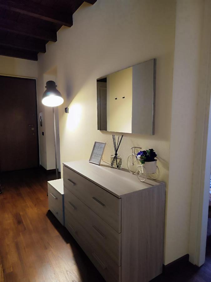 Daisy Apartment In Centro A Como Bagian luar foto